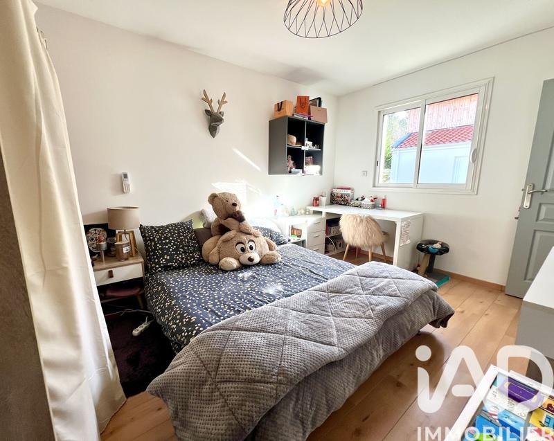 Maison - 270 m² - 8 pièces