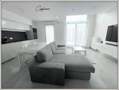 Maison - 88 m² - 5 pièces