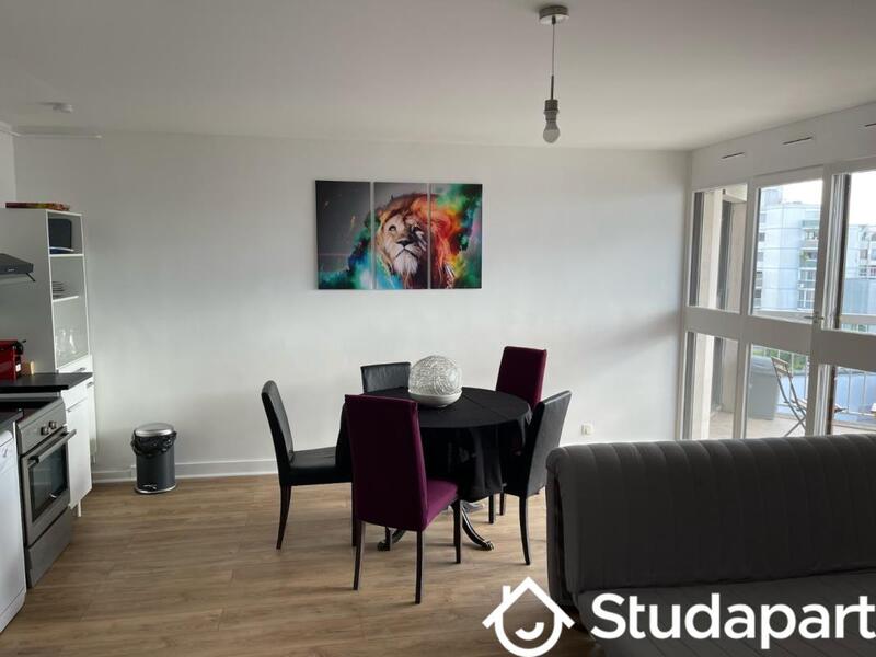 Chambre - 11 m² - 1 pièce