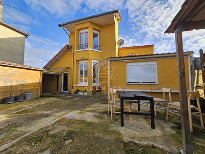 Maison - 80 m² - 4 pièces