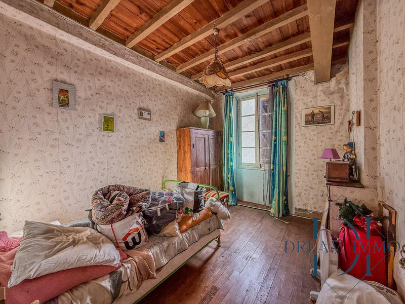 Maison - 166 m² - 6 pièces