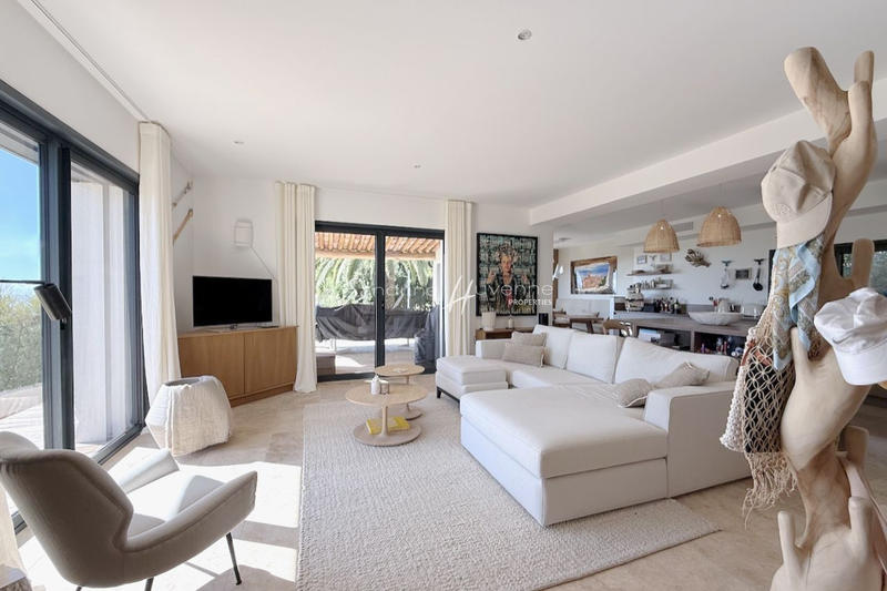 Maison - 135 m² - 4 pièces