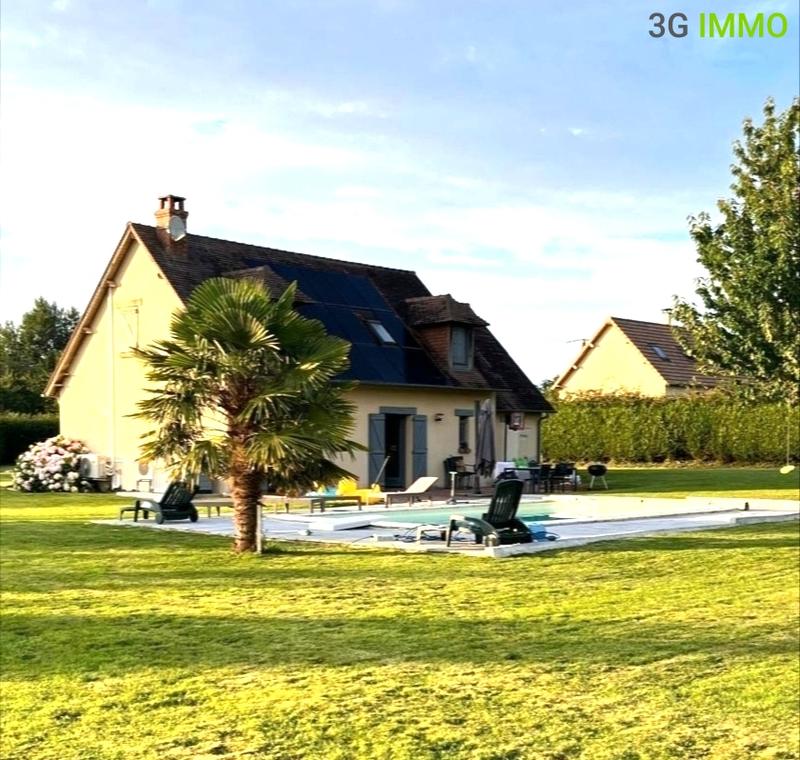 Maison traditionnelle - 130 m² - 7 pièces