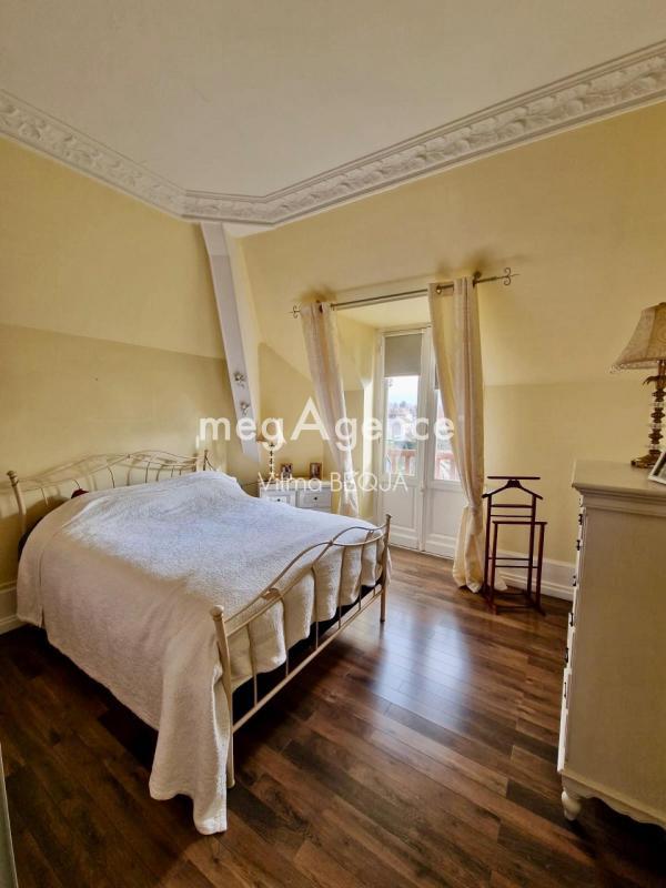 Appartement - 131 m² - 4 pièces