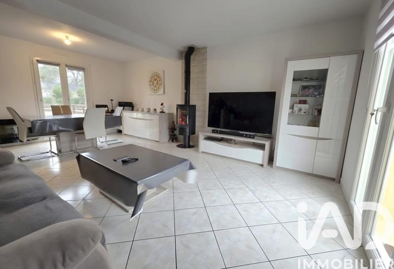 Maison - 95 m² - 5 pièces