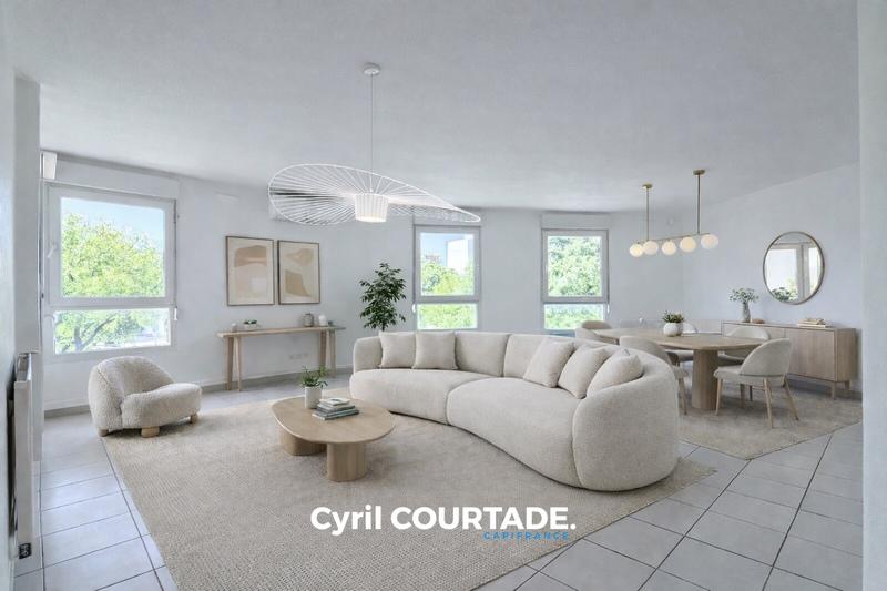 Appartement - 101 m² - 4 pièces