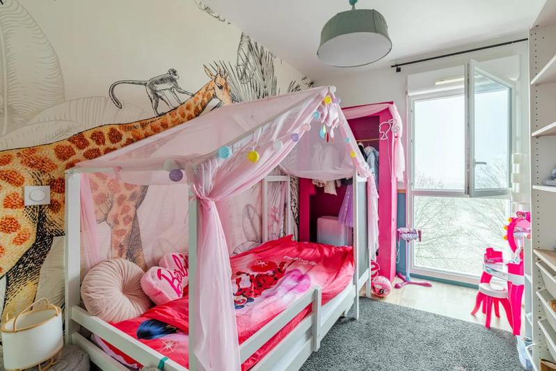 Appartement - 86 m² - 4 pièces