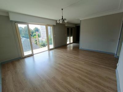 Appartement - 92 m² - 4 pièces