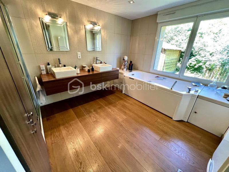 Maison d'architecte - 181 m² - 6 pièces