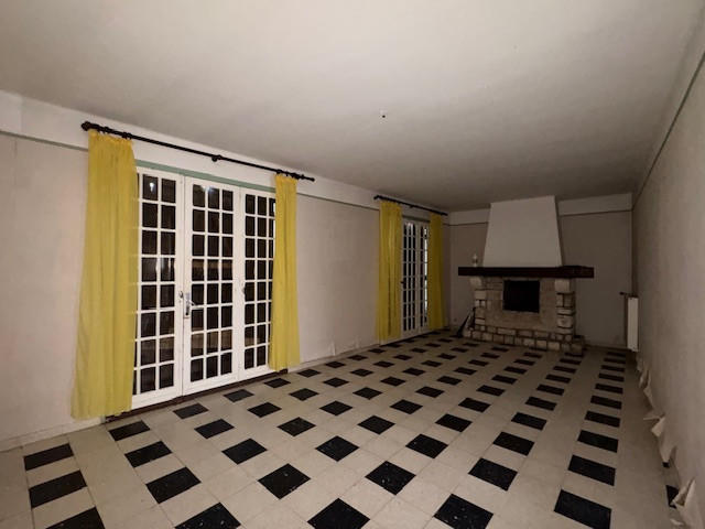 Propriété - 126 m² - 6 pièces