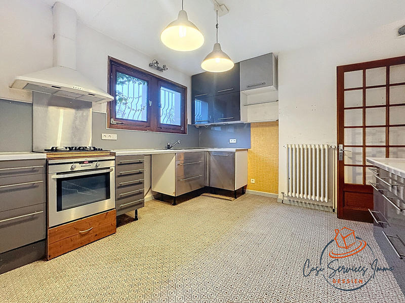 Maison - 127 m² - 5 pièces