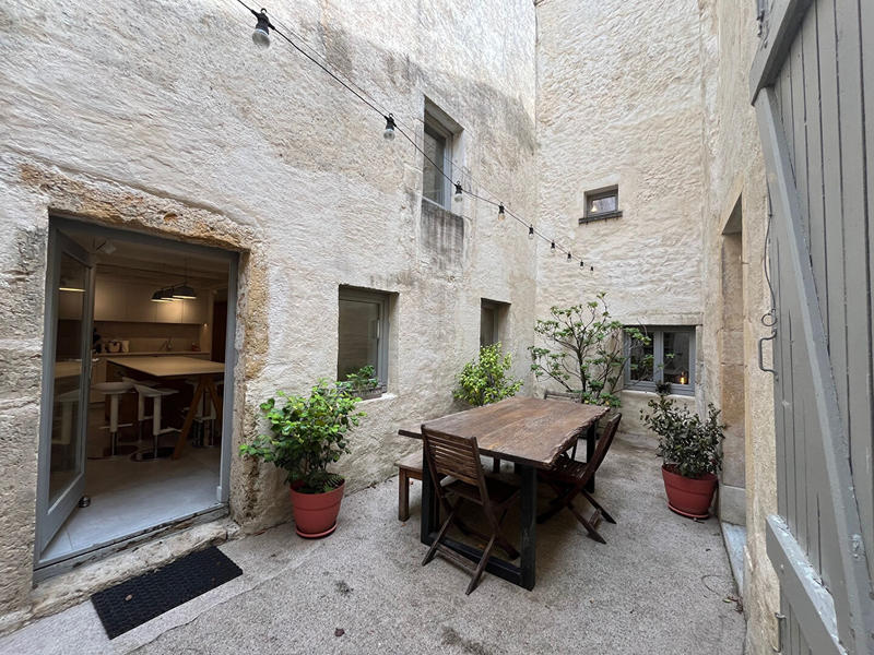 Maison - 317 m² - 7 pièces