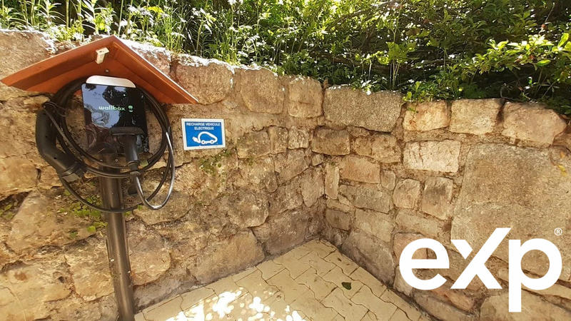 Château - 483 m² - 18 pièces