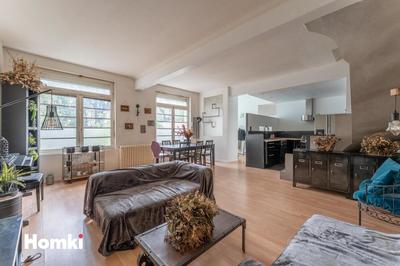 Appartement - 132 m² - 6 pièces