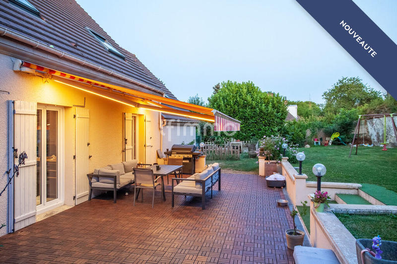 Pavillon - 156 m² - 7 pièces