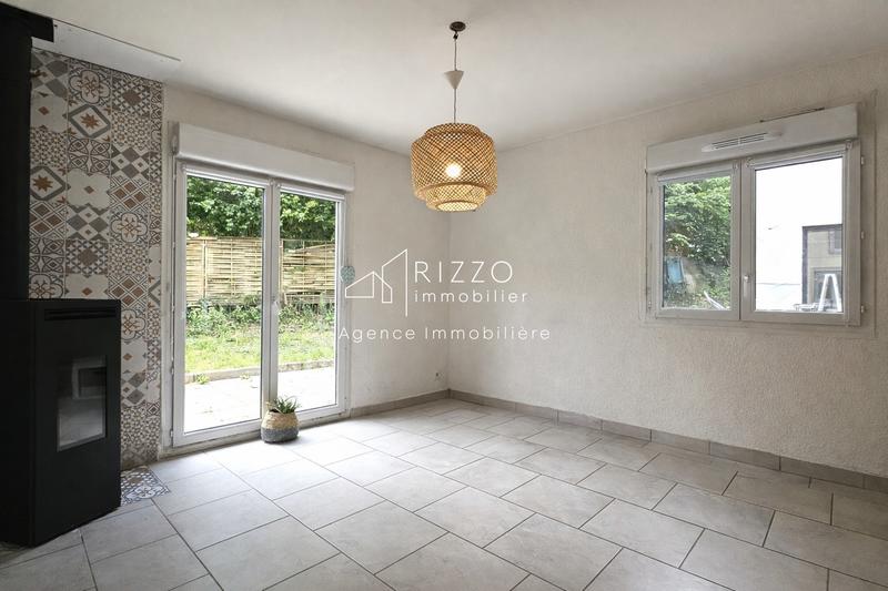 Maison - 97 m² - 4 pièces