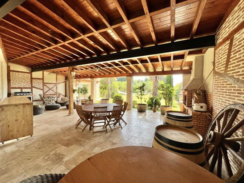 Maison de ville - 185 m² - 5 pièces