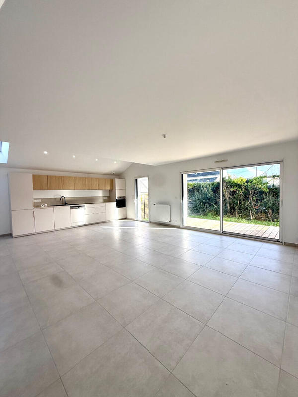 Maison - 134 m² - 6 pièces