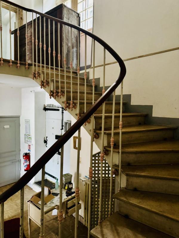 Appartement - 730 m² - 22 pièces