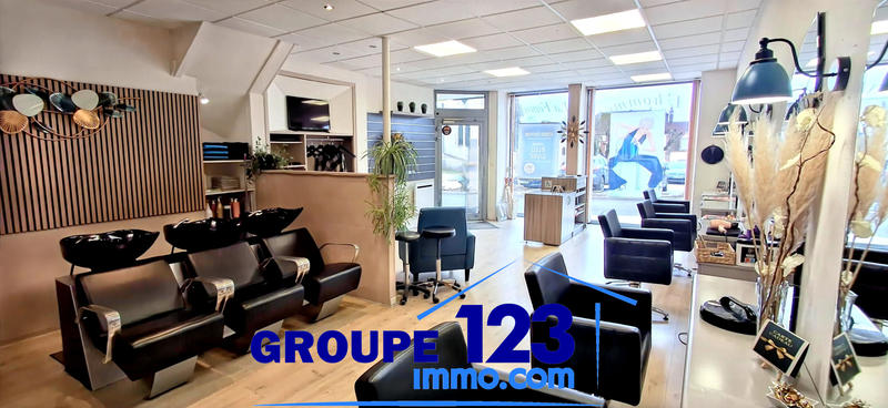 Immeuble - 145 m² - 3 pièces