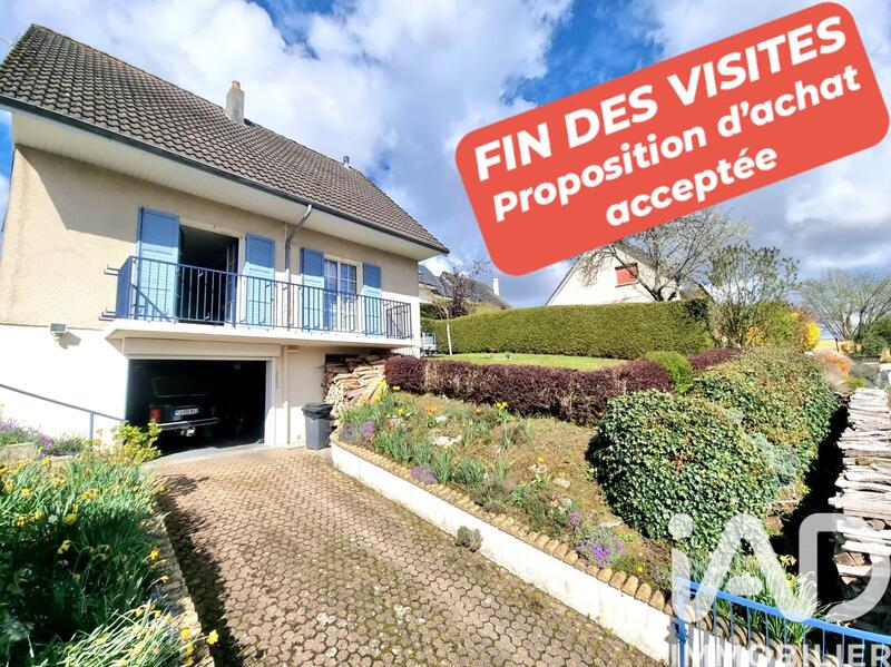 Maison - 93 m² - 5 pièces