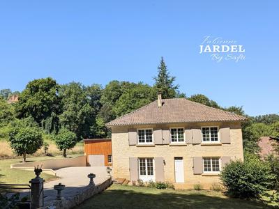 Maison - 200 m² - 8 pièces