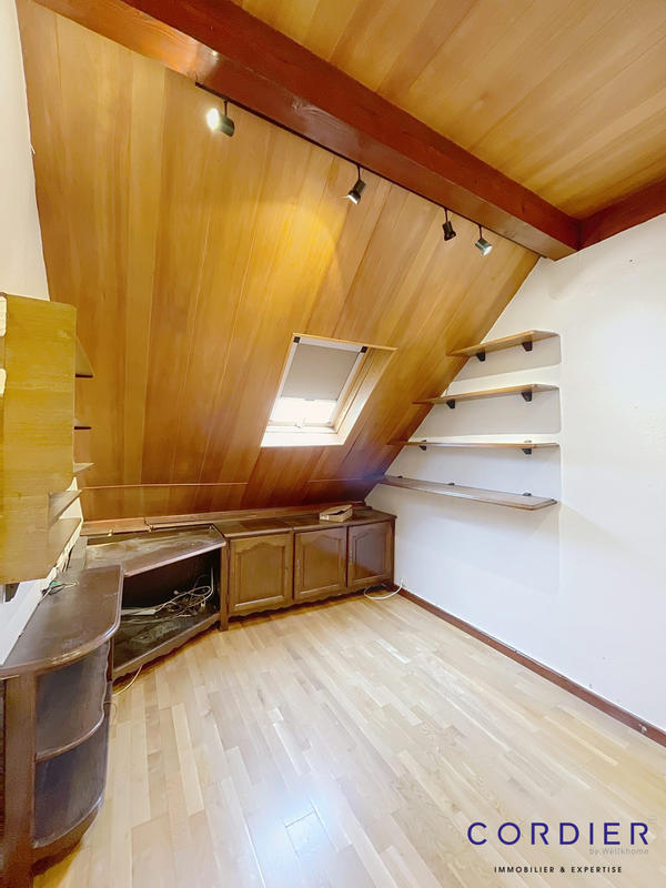 Appartement - 79 m² - 4 pièces