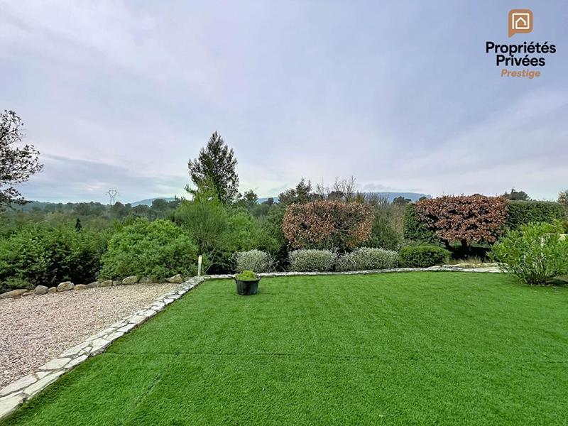 Villa - 205 m² - 5 pièces