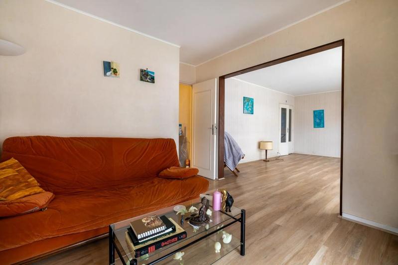 Appartement - 100 m² - 5 pièces