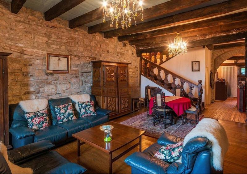 Maison - 179 m² - 6 pièces