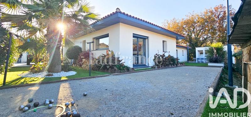 Maison - 147 m² - 6 pièces