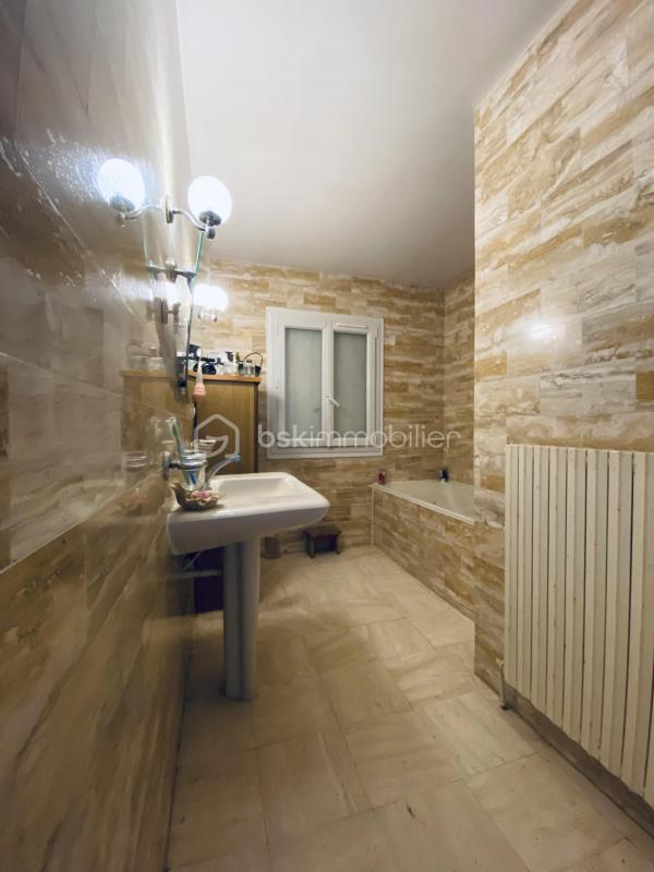 Maison - 152 m² - 6 pièces