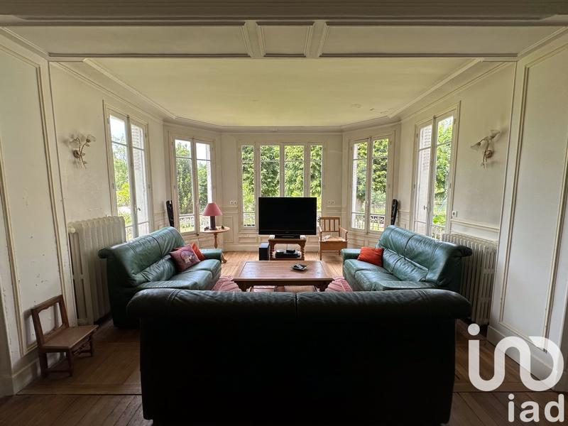 Maison - 320 m² - 12 pièces