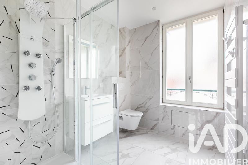 Maison - 140 m² - 6 pièces