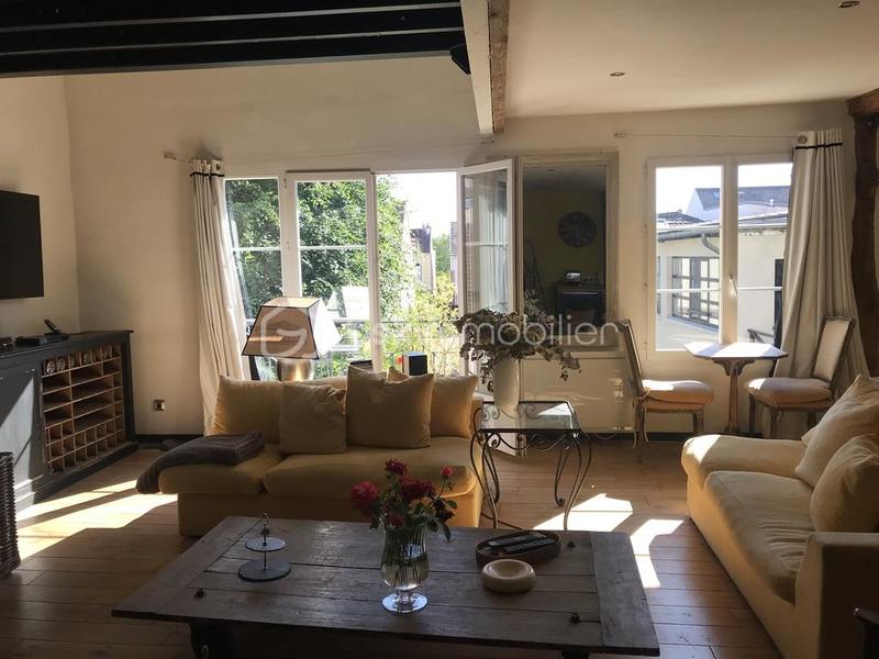 Propriété - 473 m² - 14 pièces