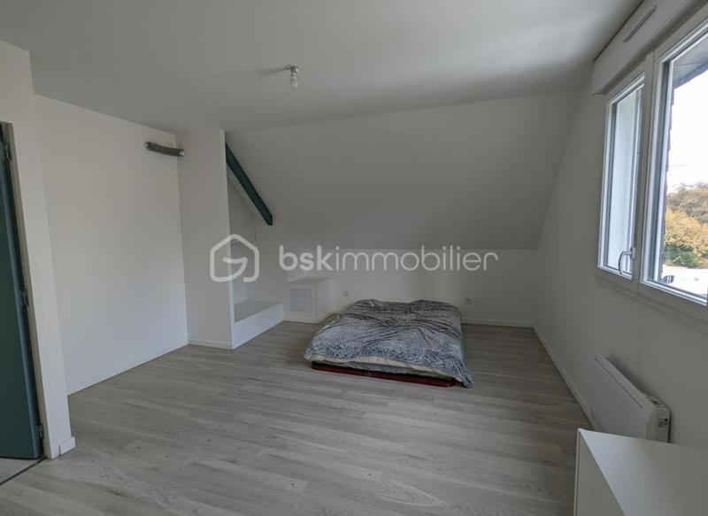 Maison - 111 m² - 5 pièces