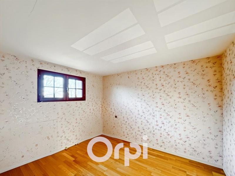 Maison - 111 m² - 5 pièces