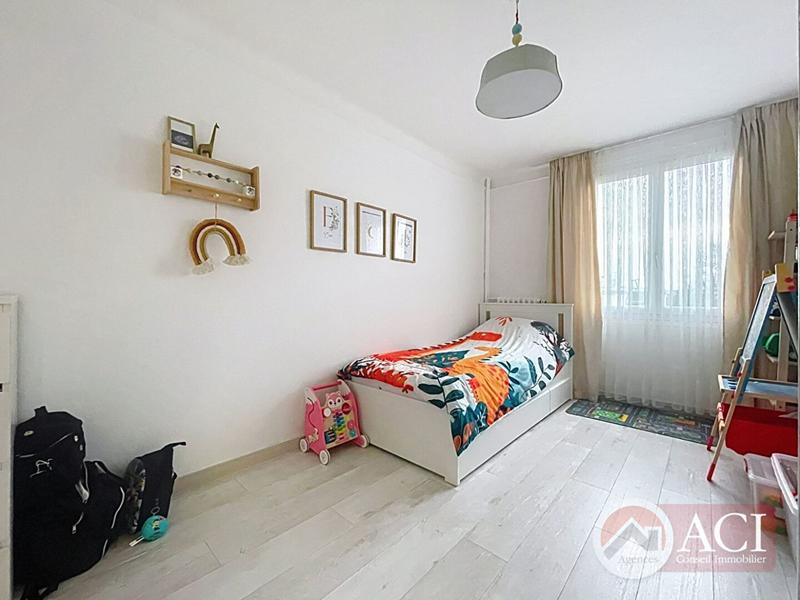 Appartement - 75 m² - 4 pièces