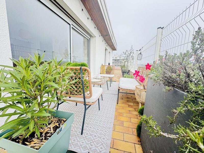 Appartement - 165 m² - 6 pièces