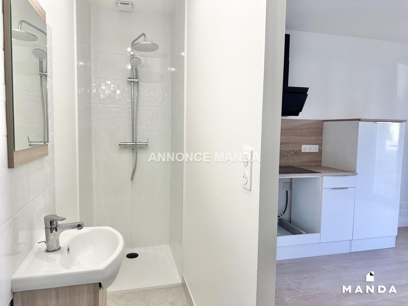 Studio - 18 m² - 1 pièce