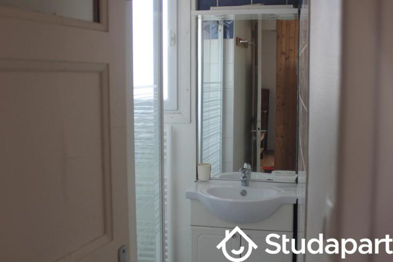 Chambre - 17 m² - 1 pièce