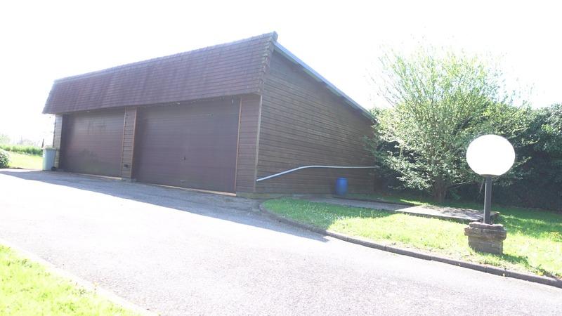 Maison - 186 m² - 7 pièces