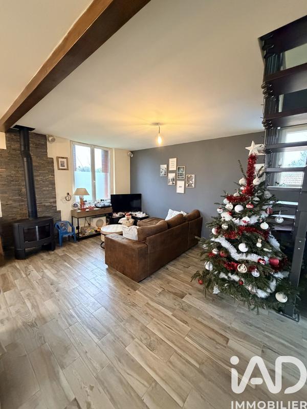 Maison - 90 m² - 5 pièces