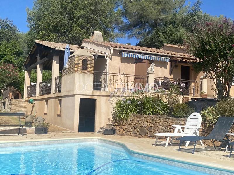 Maison - 94 m² - 4 pièces