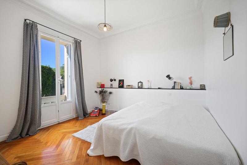 Appartement bourgeois - 125 m² - 5 pièces