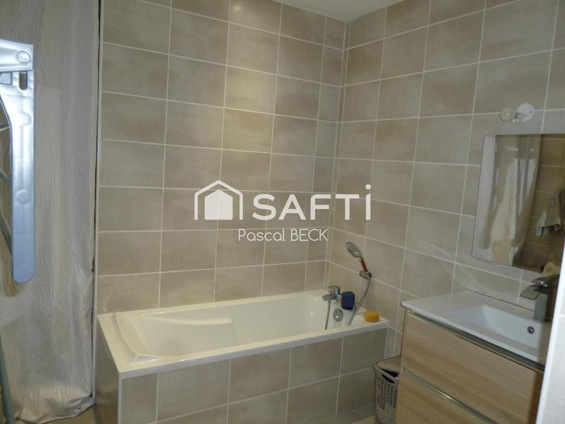 Appartement - 80 m² - 4 pièces