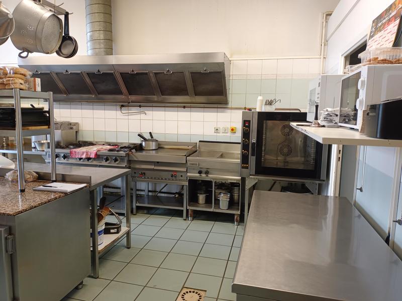 Fonds de commerce - Magasins - 550 m²