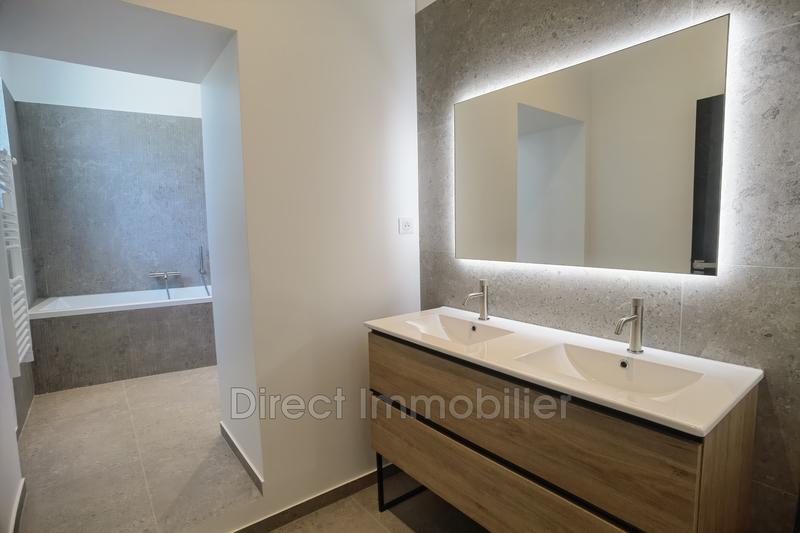 Maison - 245 m² - 6 pièces