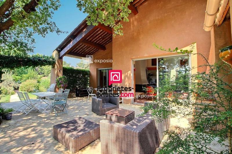 Maison - 227 m² - 6 pièces