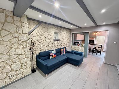 Maison - 105 m² - 4 pièces